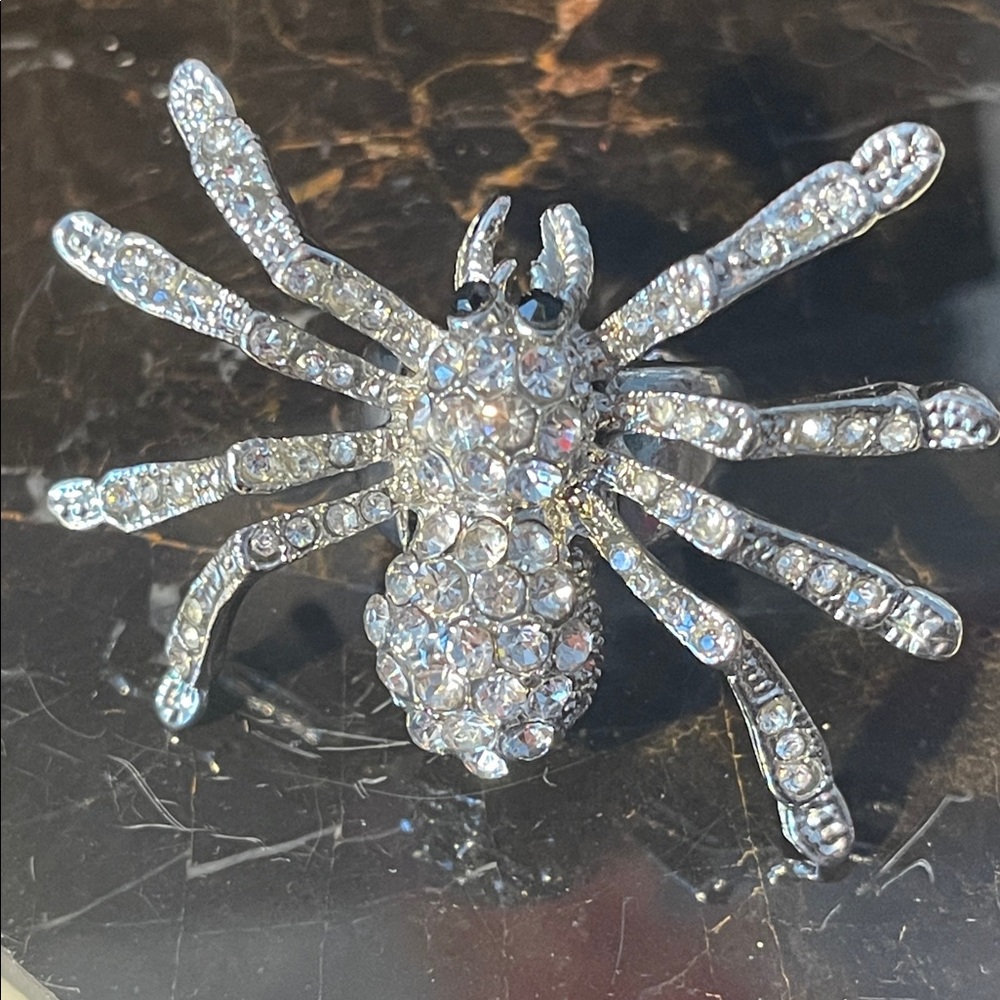 Rhinestone Spider Stretch Silvertone Ring